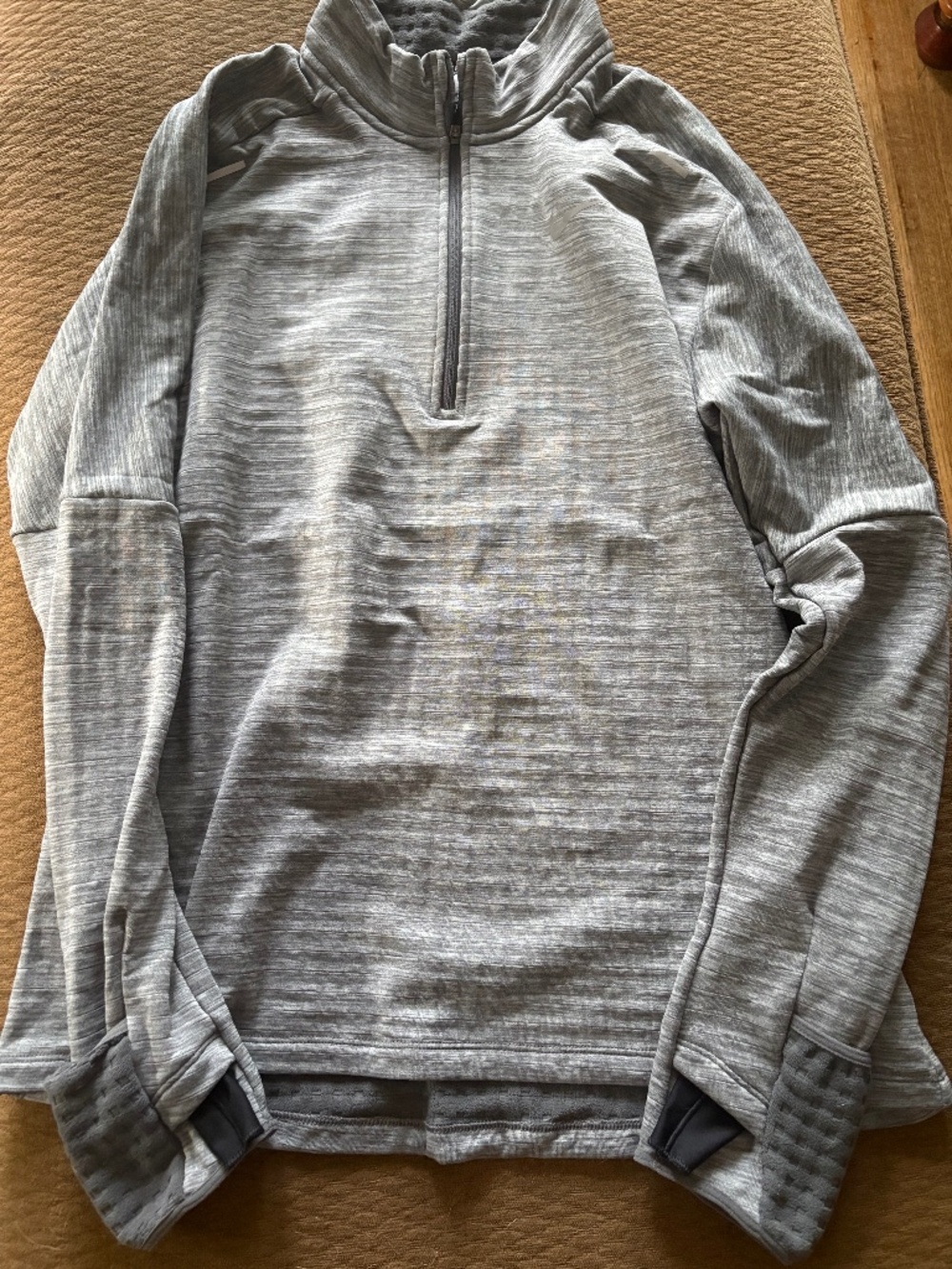 Nike Therma-Fit 1/4 Zip sweater- Men’s L